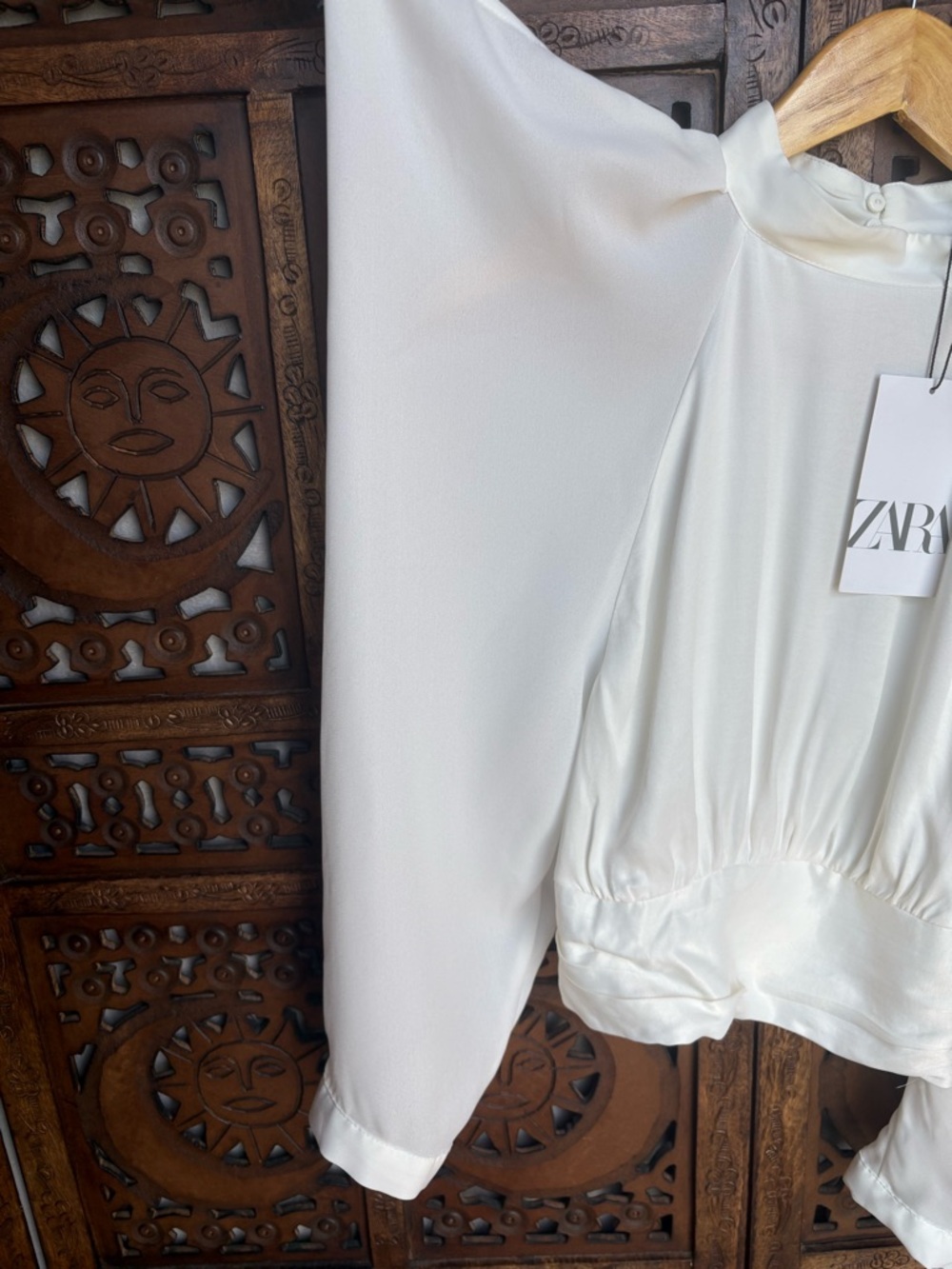 NWT ZARA Cropped Cream Satin Blouse - Picture 3 of 9